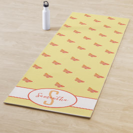 蝶のパターン黄色モノグラガーリーム ヨガマット