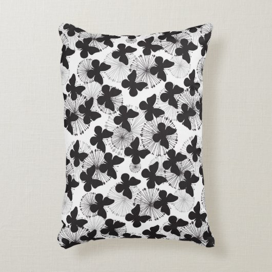 蝶のパターン アクセントクッション (正面(垂直))