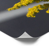 蝶のポスター付き黄色のワイルドフラワー ポスター (角)