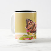 蝶の女神の写真と二絵を描音のマグ ツートーンマグカップ (正面左)