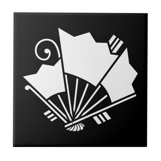 蝶の形の扇形（揚羽）セラミック瓦 タイル (正面)