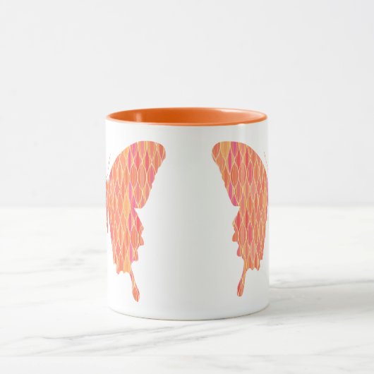 蝶の抽象芸術プリント – オレンジの色合い マグカップ (中央)
