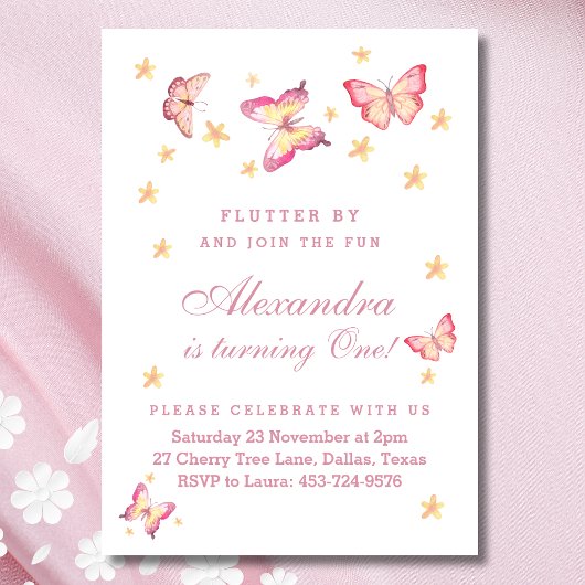蝶の最初の誕生日、ピンクベビーガールパーティー 招待状
