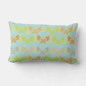 蝶の模様 ランバークッション (裏面)