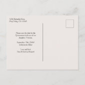 蝶の空ピンクのシルバー紙吹雪日付を保存 案内ポストカード (裏面)