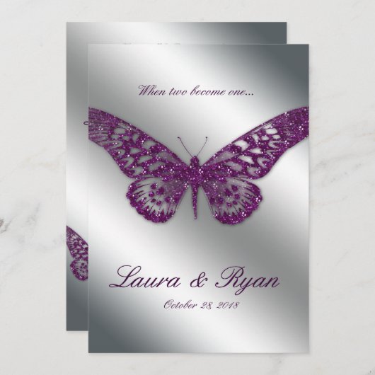蝶の結婚式に輝く紫の銀の招待 招待状 (正面/裏面)