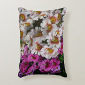 蝶の花ホワイトピンクと紫 アクセントクッション (正面(垂直))