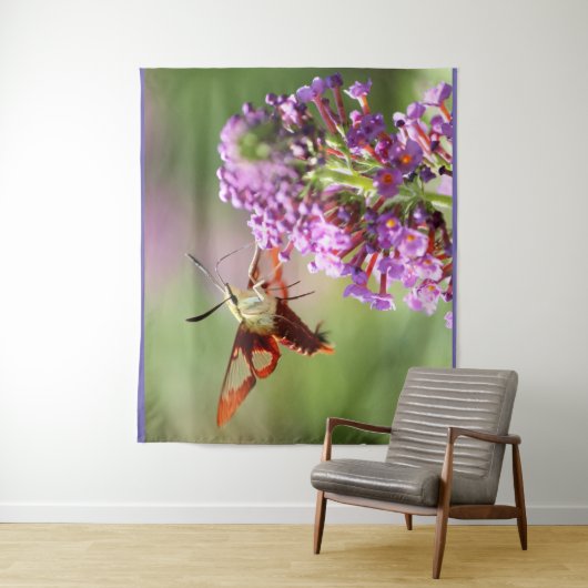 蝶の茂みの上のハミングバード蛾 タペストリー (インサイチュ)