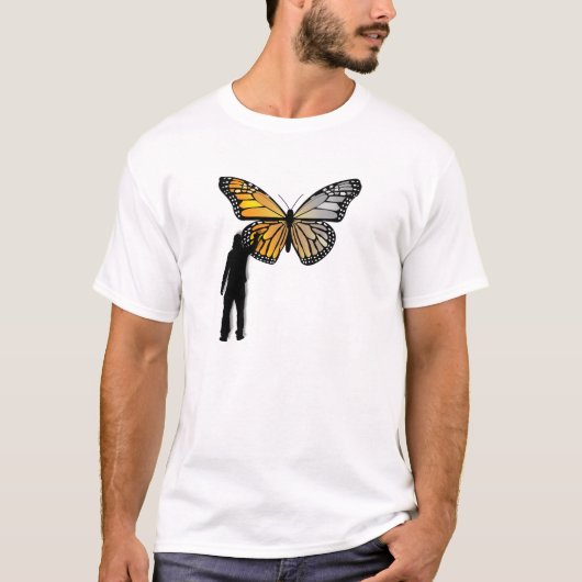 蝶の落書き おもしろTシャツ Tシャツ (正面)