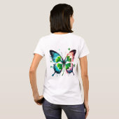 蝶の運のよいクローバー Tシャツ (裏面フル)