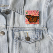 蝶の（昆虫）オオカバマダラ、モナーク 缶バッジ (インサイチュ)