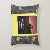 蝶は美しい アクセントクッション (正面(垂直))