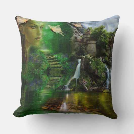 蝶は自由に飛べる クッション (正面)