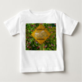 蝶は自由 ベビーTシャツ