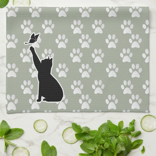 蝶を追いかける可愛い肉柄の猫 キッチンタオル (折り畳み)