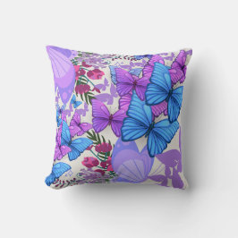 蝶エレガント飾り枕 – ソフト&スタイリッシュ クッション