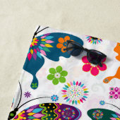 蝶カラフルと花の模様 ビーチタオル (インサイチュ)