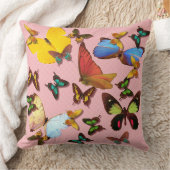 蝶カラフル装飾用クッションピンク背景 クッション (ブランケット)