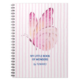 蝶ストライプが隠れたピンク色の ノートブック