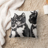 蝶ネクタイのタキシード猫ピロークッション クッション (ブランケット)