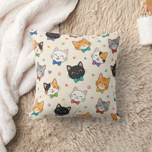 蝶ネクタイをした笑顔の猫 クッション (ブランケット)