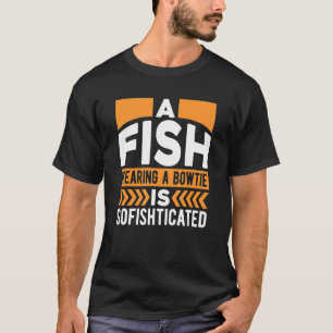 蝶ネクタイを着ている魚を繕う柔らかい脂肪 Tシャツ