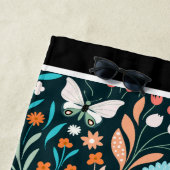 蝶パターン名前をカスタムするモノグラム ビーチタオル (インサイチュ)