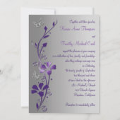 蝶招待の紫色および銀製の花柄 招待状 (裏面)