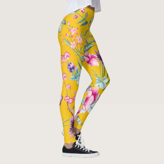 蝶、鳥の花は黄色 レギンス (右)