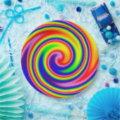 螺線形の渦巻の柔らかい焦点の虹はお祝いを着色します ペーパープレート (パーティー)