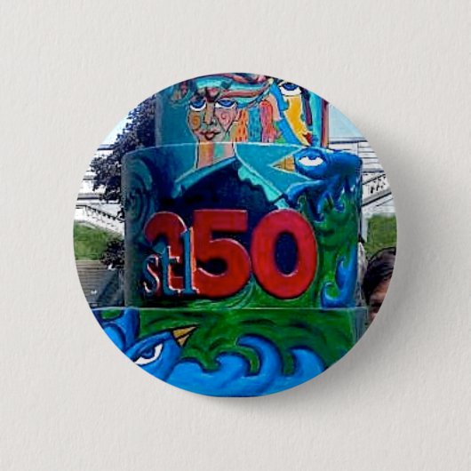 螺線形のCakeコンプトンHill鳥の女性給水塔 缶バッジ (正面)