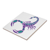 蠍のイメージの紫色のティール（緑がかった色）の青い虫の砂漠 タイル (側面)