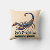 蠍座上昇で**Kしない クッション (裏面)