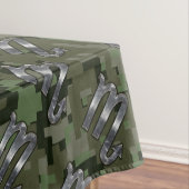 蠍座〔占星術の〕十二宮図シンボルオリーブグリーンデジタル迷彩柄 テーブルクロス (インサイチュ)