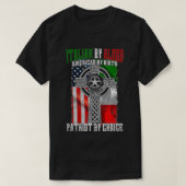 血のイタリアンアメリカ人による誕生愛国者によるチョイ Tシャツ (デザイン正面)