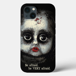 血のハロウィーンを持つ不気味なゴシック様式の人形 iPhone 13ケース