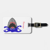 血シャークジョーズサンダーコーブカー ラゲッジタグ (正面横)