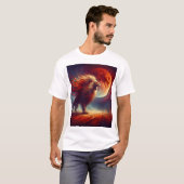 血威厳のある月の下のライオン。 Tシャツ (正面フル)