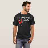 血液型ダーター – ダーツギフト Tシャツ (正面フル)