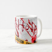 血液(ばちゃばちゃ)跳ねる・注意喚起テープによる犯行現場 コーヒーマグカップ (正面右)