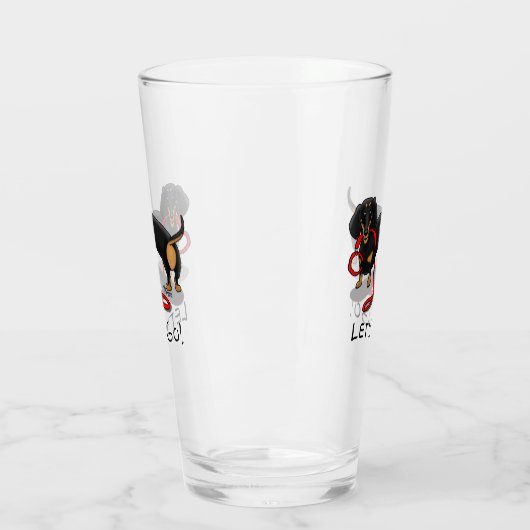 行くぞ!ダシュント犬(黒とタン)おもしろいかわいい タンブラーグラス (左)