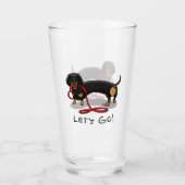 行くぞ！ダシュント犬（黒とタン）おもしろいかわいい タンブラーグラス (正面)