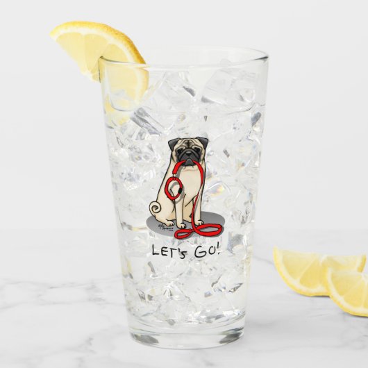 行くぞ!(歩く)パグ犬(淡い子鹿)カワイイ タンブラーグラス (アイス正面)
