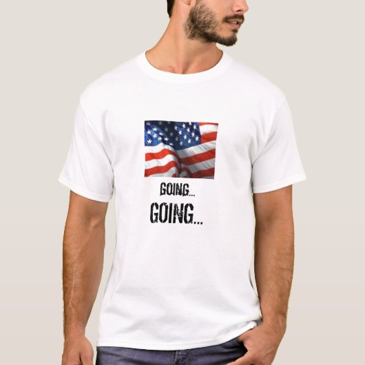 行く米国旗… Tシャツ (正面)