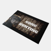 行った狩りのチョコレートラボ犬ウェルカムマット ドアマット (アングル)