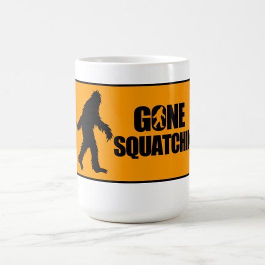 行ったSquatchin コーヒーマグカップ (中央)
