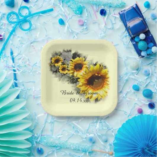 行の中の黄色のひまわり庭園の結婚式 ペーパープレート (パーティー)