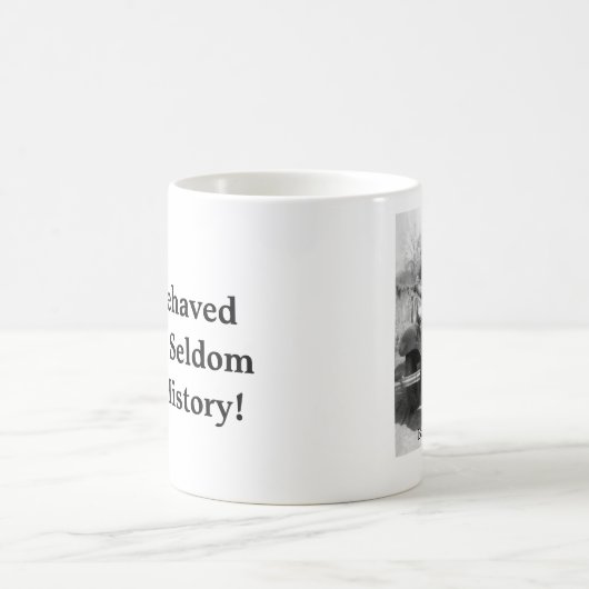 行儀が良い女性はほとんど彼の…作りません コーヒーマグカップ (中央)