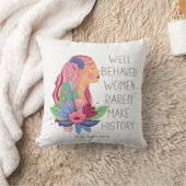 行儀の良い女性はめったに歴史の水の色を作らない クッション (ブランケット)