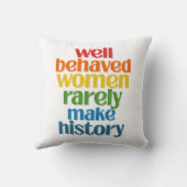 行儀の良い女性はめったに歴史を作らない クッション (裏面)